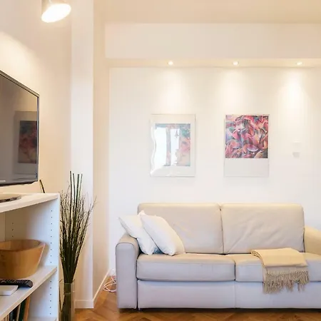 Joivy Homey 1-bed With View Near Citylife * Milan