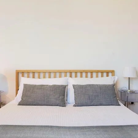 Joivy Homey 1-bed With View Near Citylife *