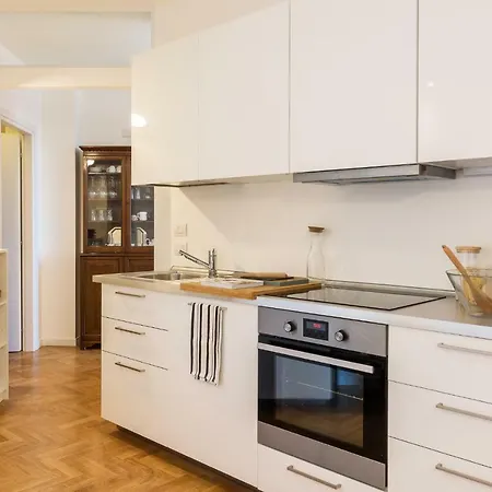 Apartment Joivy Homey 1-bed With View Near Citylife